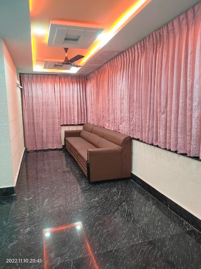 Hotel New Maruthi Inn, Lb Nagar Haidarábád Kültér fotó